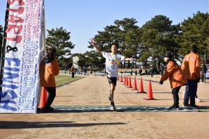 小学生の部ゴールの写真